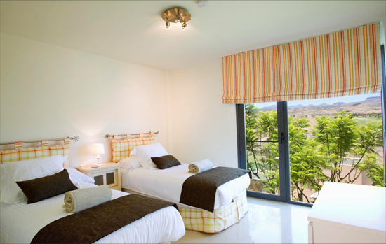 Ferienhaus mit 3 Schlafzimmer am Salobre Resort