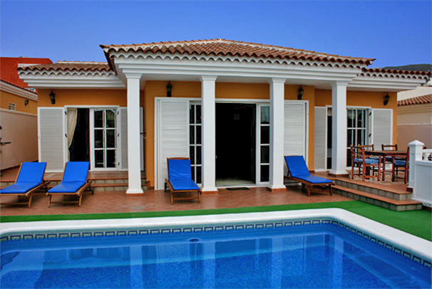 Villa Tiffany 14 in Callao Salvaje Aussenbereich mit Pool